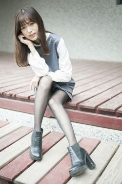 在車?yán)锞徛辛Φ淖仓?>
                    <div   id=